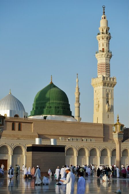 Découvrez Médine autrement : plongez dans l'histoire de l'islam à travers ses merveilles cachées. Les merveilles cachées.