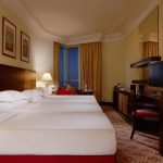 Découvrez le Pack Ithraa FR -16 pour le Hajj 2024 avec Chaima Travel : séjour de luxe à l'Address Jabal Omar Hotel et Pullman Zamzam Madinah.