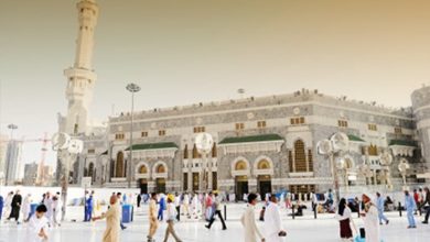 Vivez l'Omra de février 2024 avec Atlas : accompagnement personnalisé et immersion spirituelle à La Mecque.