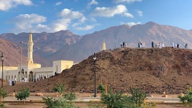 Découvrez l'histoire de la bataille d'Uhud, un événement clé de l'islam qui a eu lieu à Médine et qui a marqué la communauté musulmane.